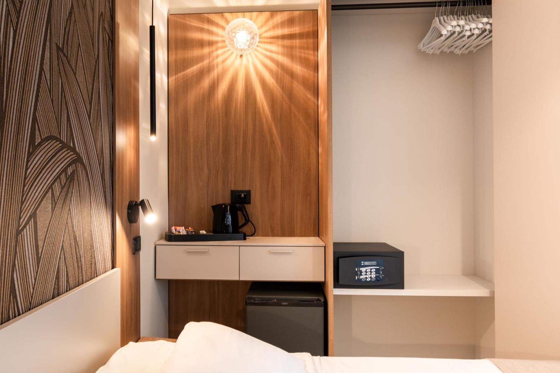 Continental B&B City Hotel Бібіоне Номер фото
